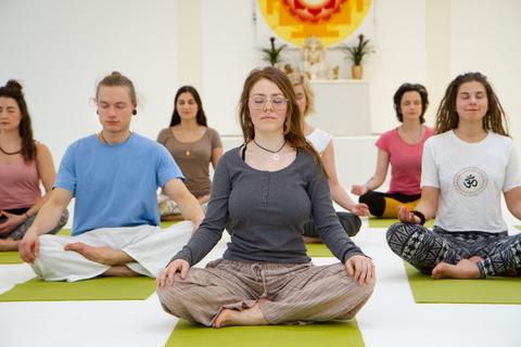 Fülle deinen Rucksack -Yoga und Meditation Einführung
